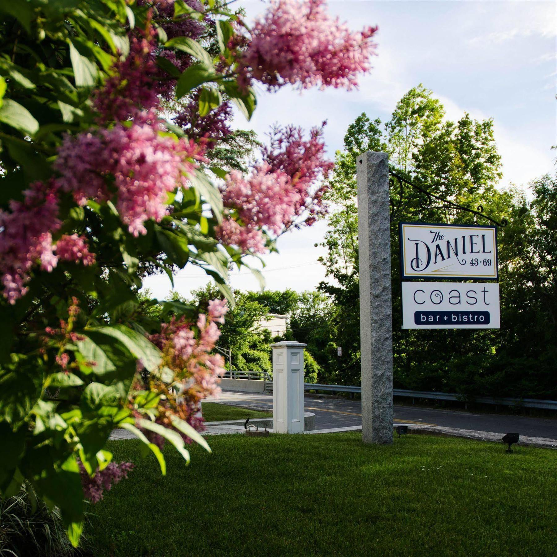 The Daniel Hotel Brunswick Buitenkant foto